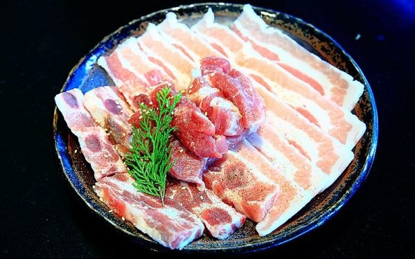「碳佐麻里日式燒肉(府前店)」Blog遊記的精采圖片