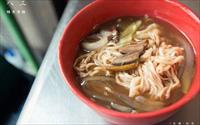「八三鱔魚意麵」