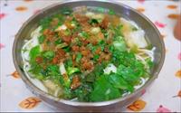 「鴨母竂市場炭火麵(垃圾麵)」