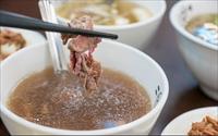 「二牛牛肉湯」