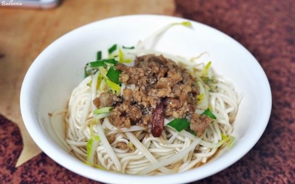 「小東路無名麵店」Blog遊記的精采圖片
