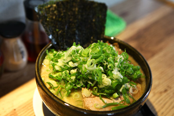 台南美食「八峰亭日式拉麵」Blog遊記的精采圖片