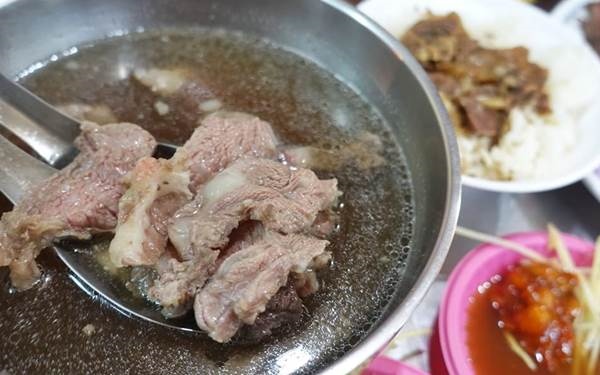 台南美食「鬍鬚忠牛肉湯」Blog遊記的精采圖片